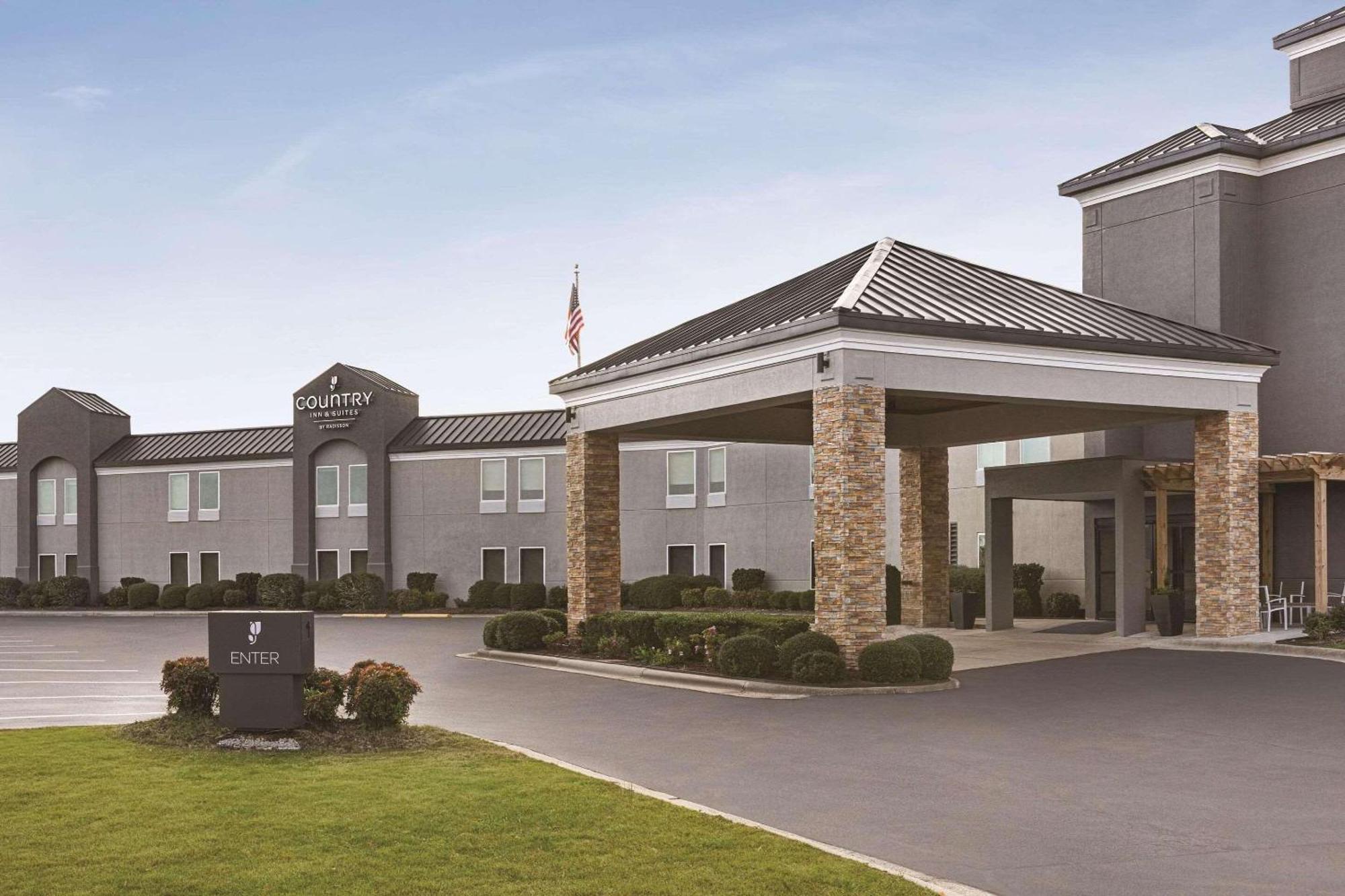 Country Inn & Suites By Radisson, Dunn, Nc Exterior foto